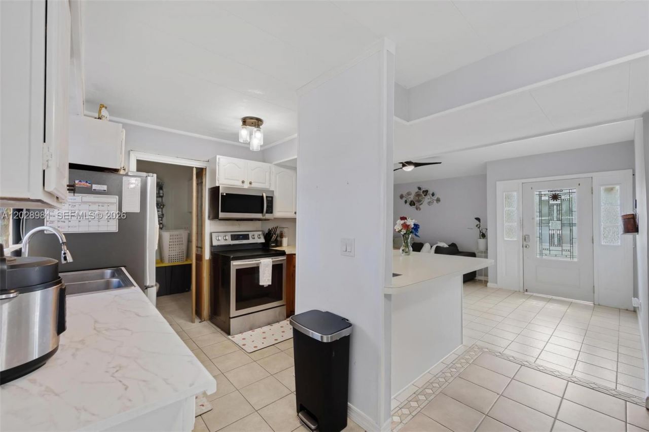 780 95th Street Ocean, Marathon, FL 33050 Photo