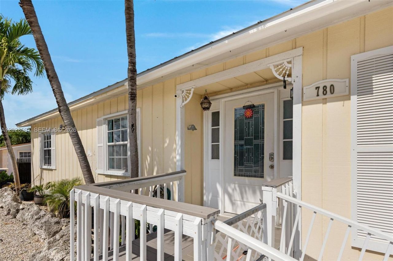 780 95th Street Ocean, Marathon, FL 33050 Photo