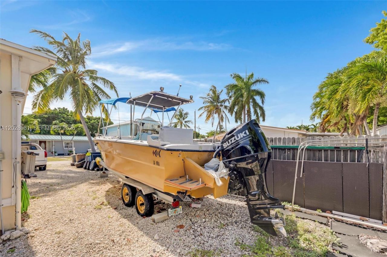 780 95th Street Ocean, Marathon, FL 33050 Photo