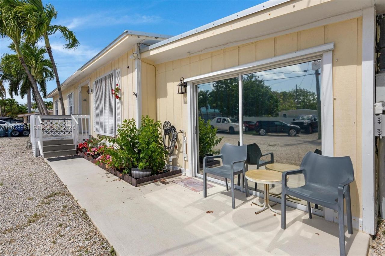 780 95th Street Ocean, Marathon, FL 33050 Photo