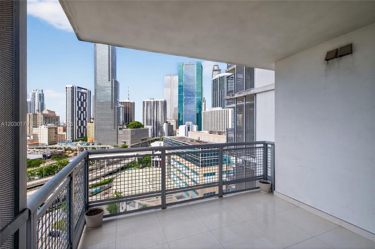 350 S Miami Ave , Unit 1705, Miami, FL 33130 Photo