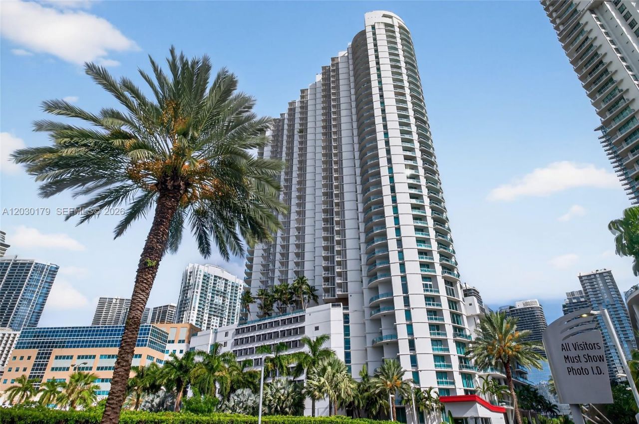 350 S Miami Ave , Unit 1705, Miami, FL 33130 Photo