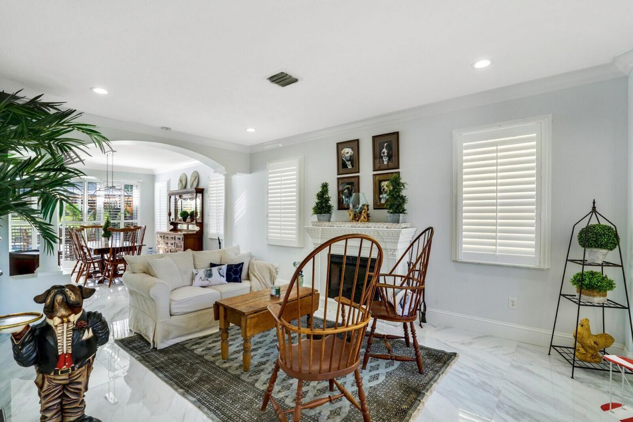 2176 Bellcrest Circle , Royal Palm Beach, FL 33411 Photo