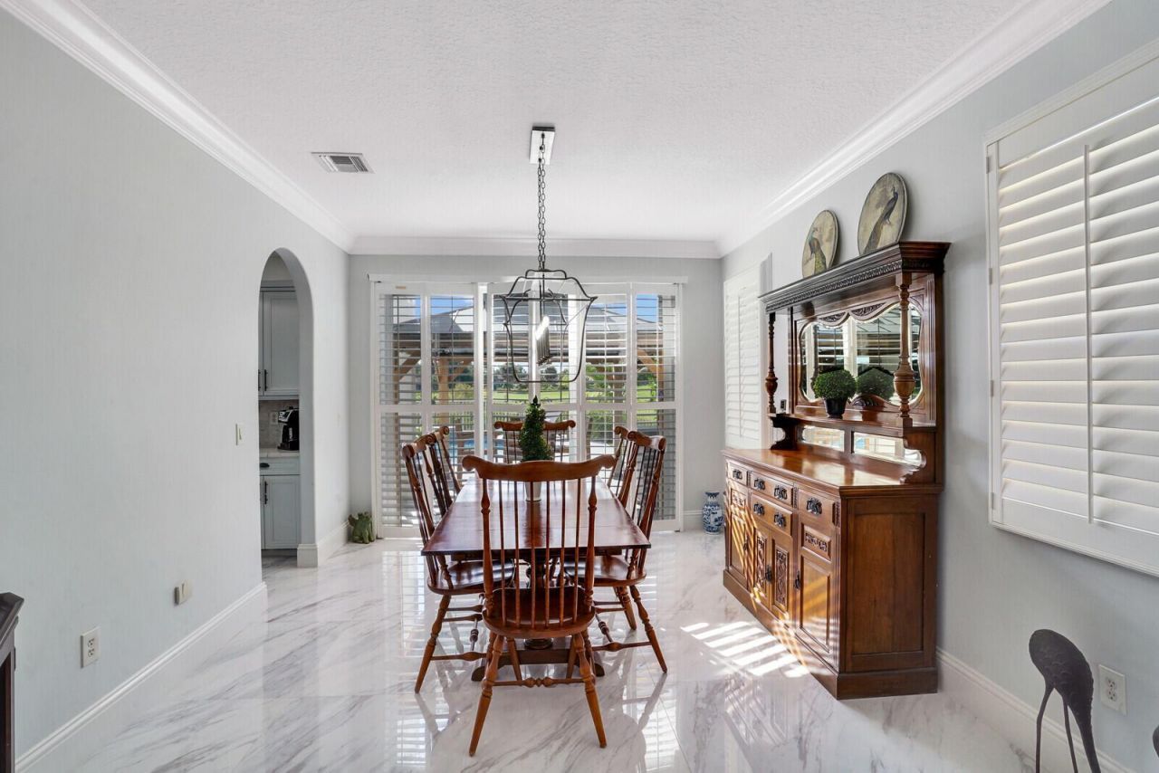 2176 Bellcrest Circle , Royal Palm Beach, FL 33411 Photo