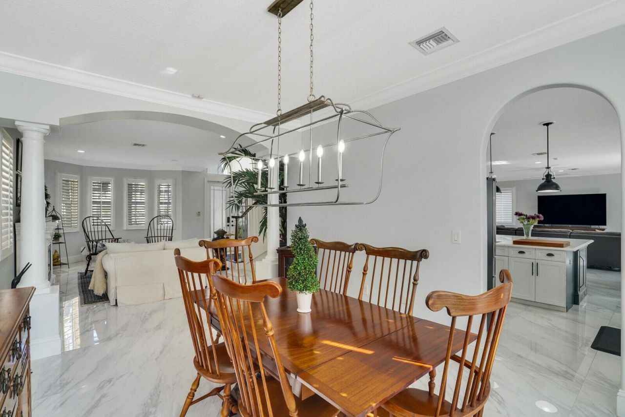 2176 Bellcrest Circle , Royal Palm Beach, FL 33411 Photo