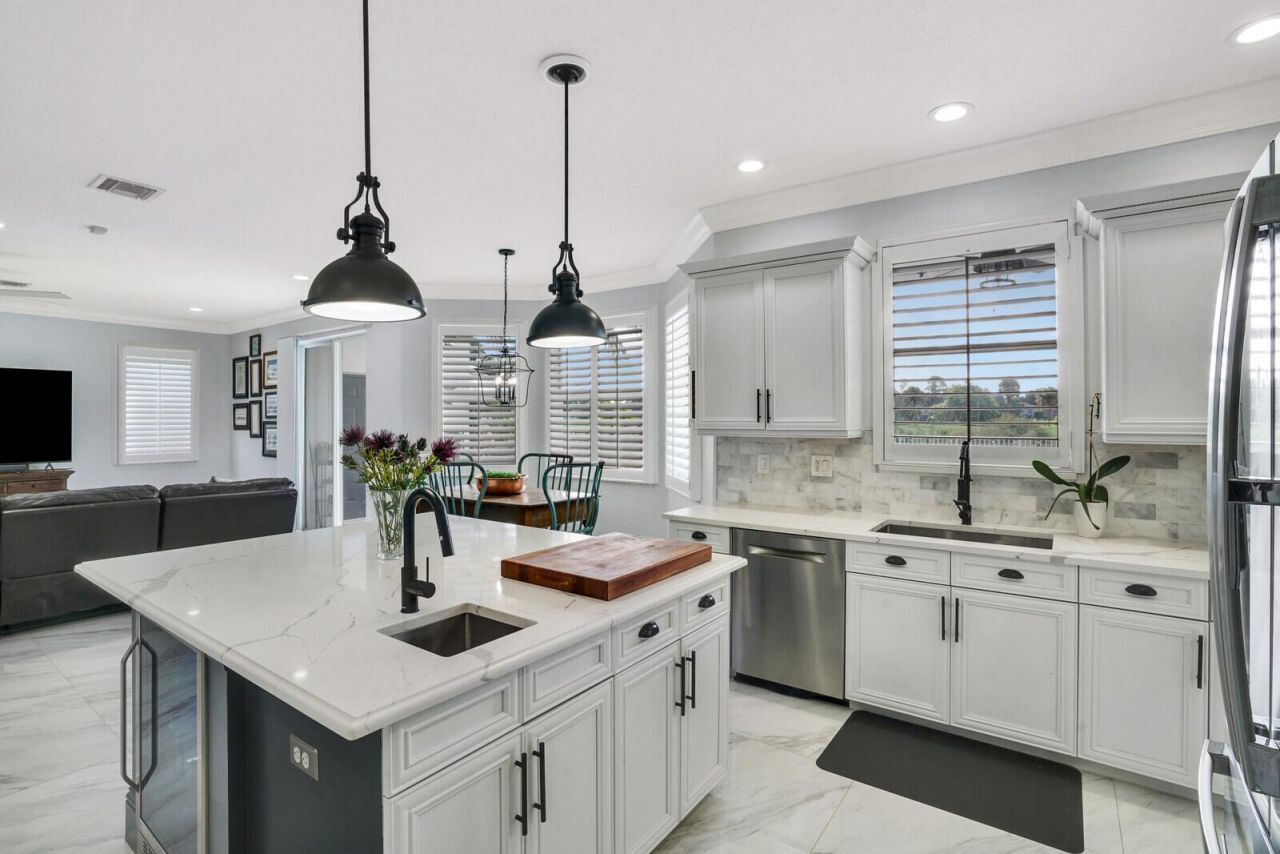 2176 Bellcrest Circle , Royal Palm Beach, FL 33411 Photo