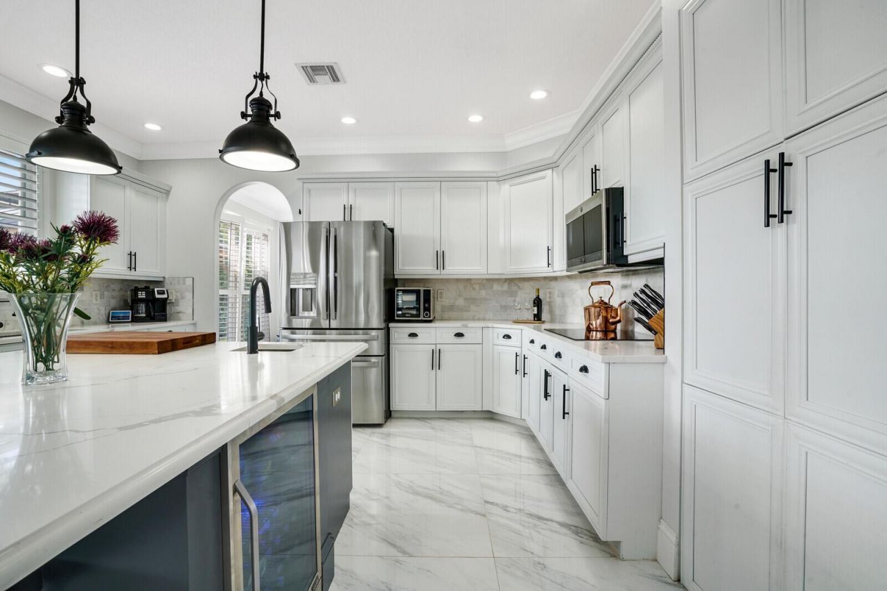 2176 Bellcrest Circle , Royal Palm Beach, FL 33411 Photo