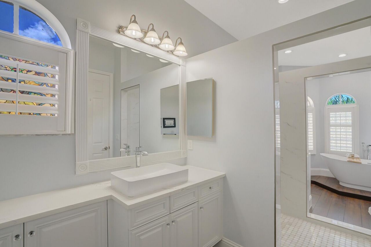 2176 Bellcrest Circle , Royal Palm Beach, FL 33411 Photo