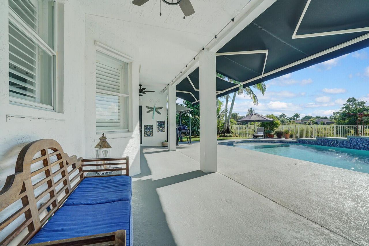 2176 Bellcrest Circle , Royal Palm Beach, FL 33411 Photo