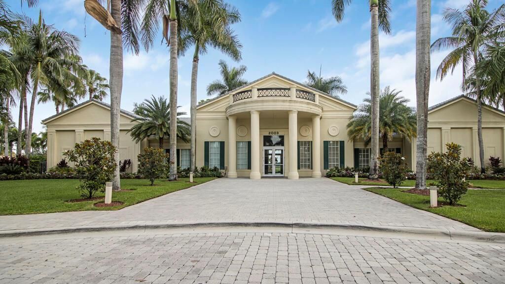 2176 Bellcrest Circle , Royal Palm Beach, FL 33411 Photo