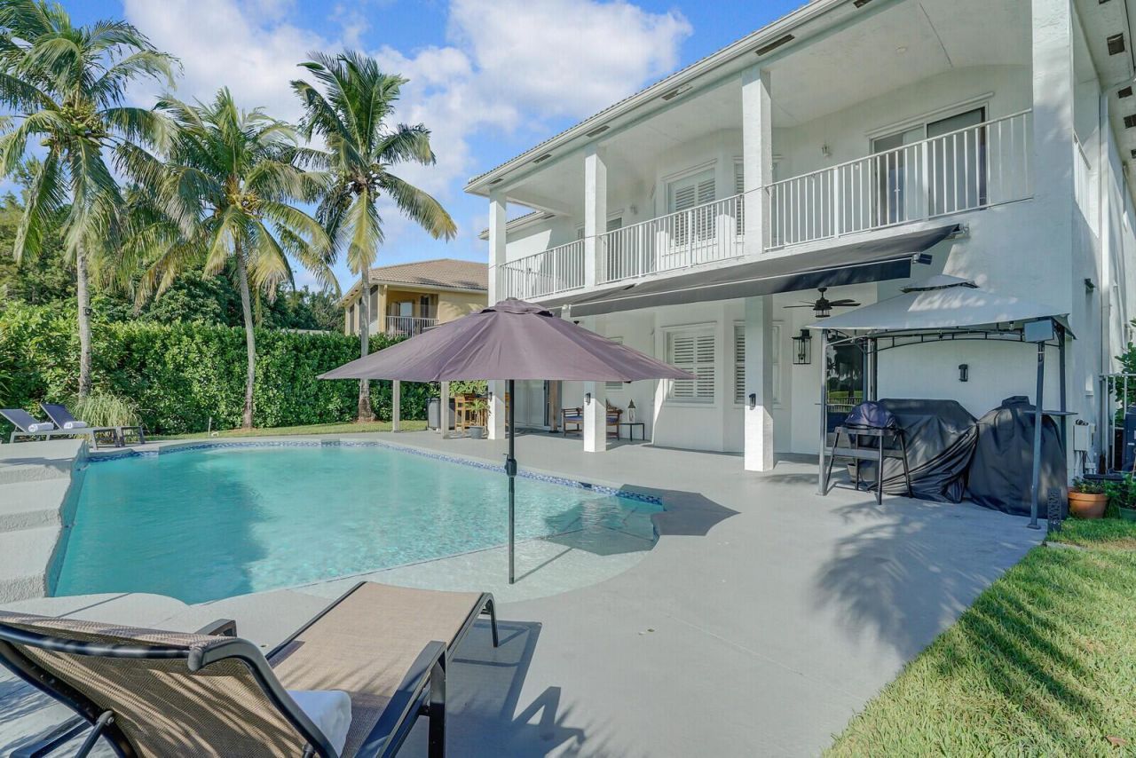 2176 Bellcrest Circle , Royal Palm Beach, FL 33411 Photo