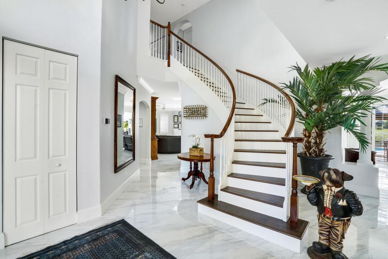 2176 Bellcrest Circle , Royal Palm Beach, FL 33411 Photo