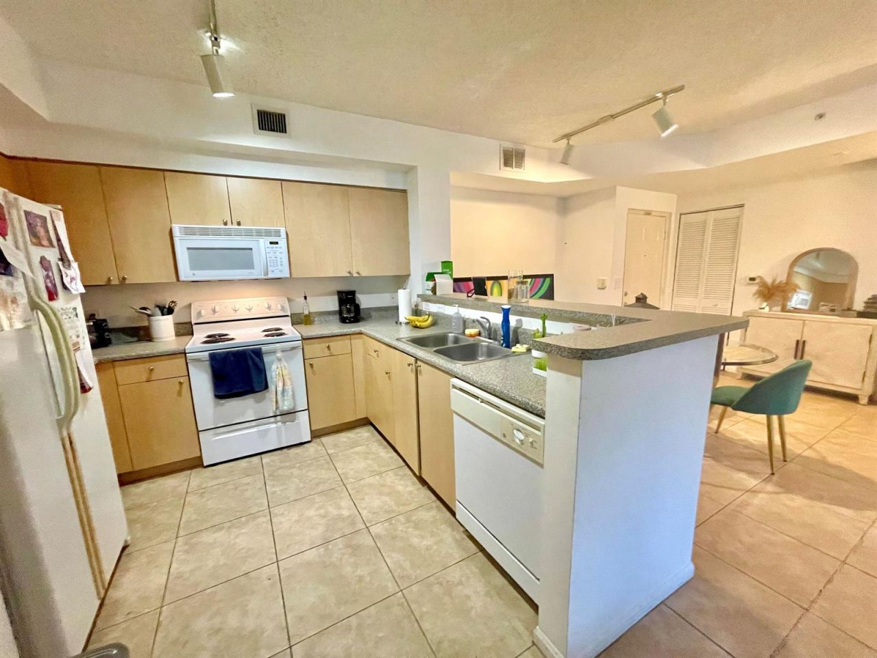 8010 N Nob Hill Road , Unit 106, Tamarac, FL 33321 Photo