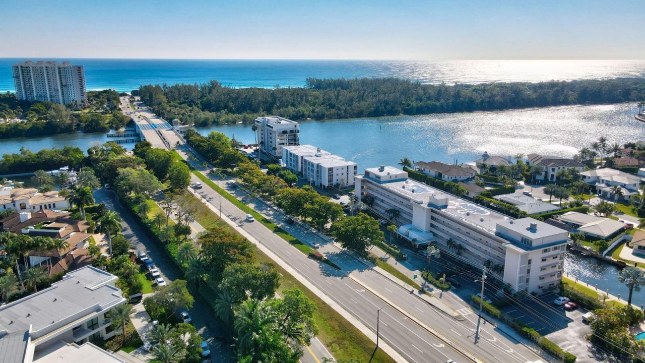 750 NE Spanish River Boulevard , Unit 201, Boca Raton, FL 33431 Photo