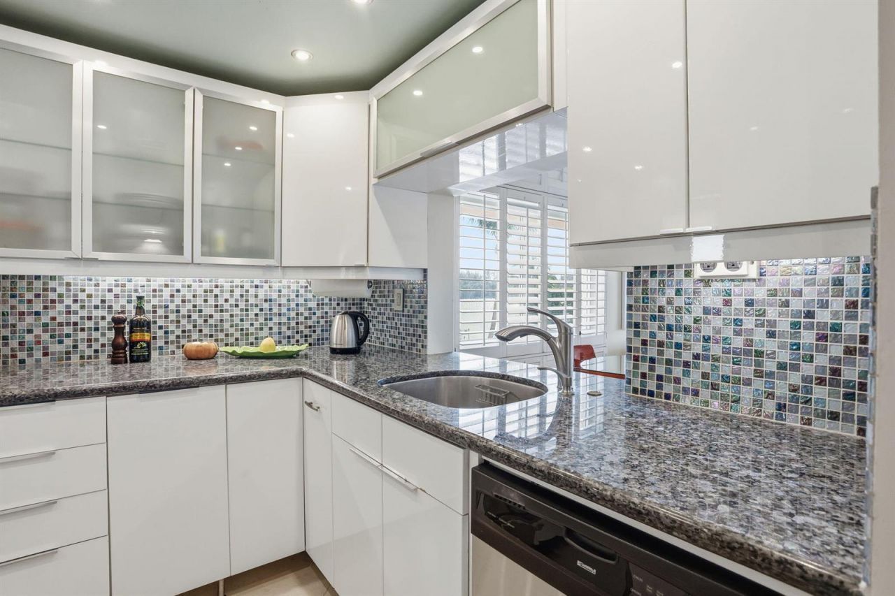 750 NE Spanish River Boulevard , Unit 201, Boca Raton, FL 33431 Photo