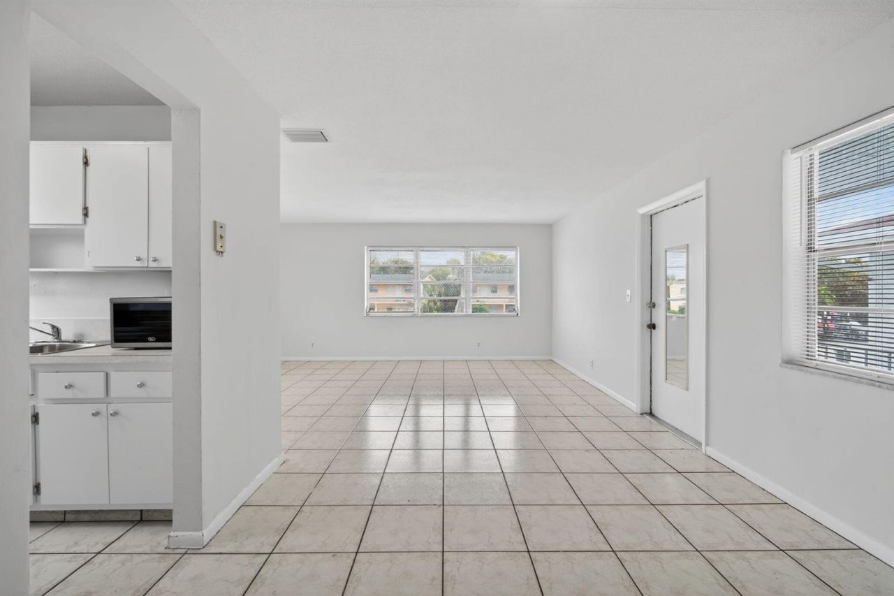 461 Sunshine Drive , Unit 1-6, Coconut Creek, FL 33066 Photo