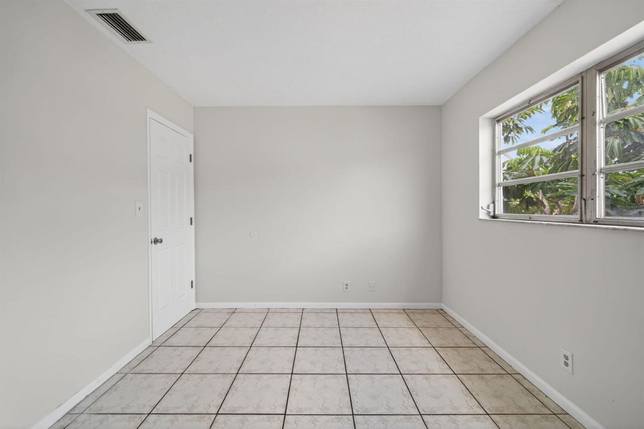 461 Sunshine Drive , Unit 1-6, Coconut Creek, FL 33066 Photo