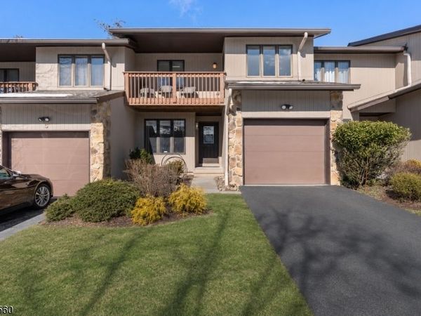 3 Dogwood Ct, Woodland Park, NJ 07424