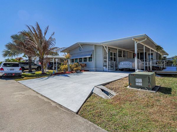 7566 Montauk Avenue , Unit U19, Sebastian, FL 32976