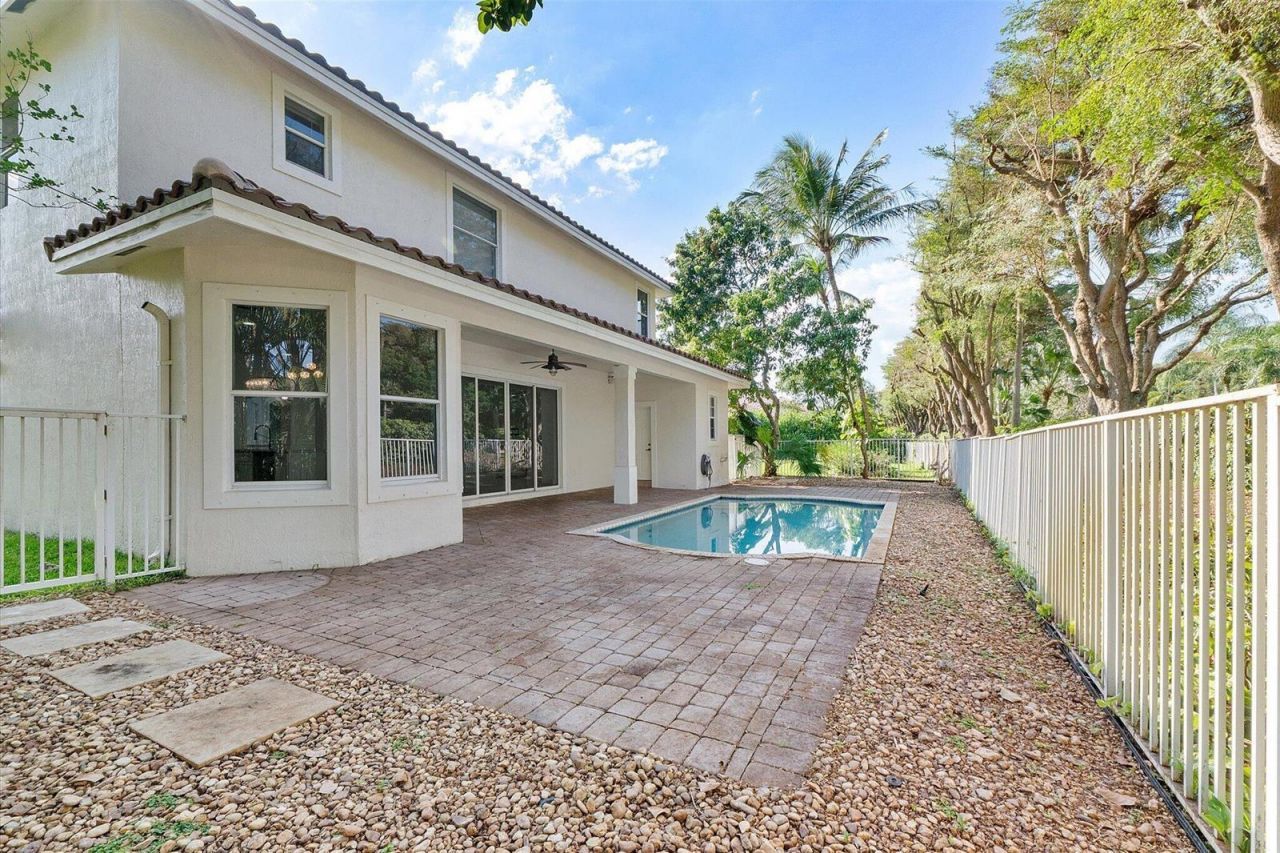 2013 Harbor View Circle , Weston, FL 33327 Photo