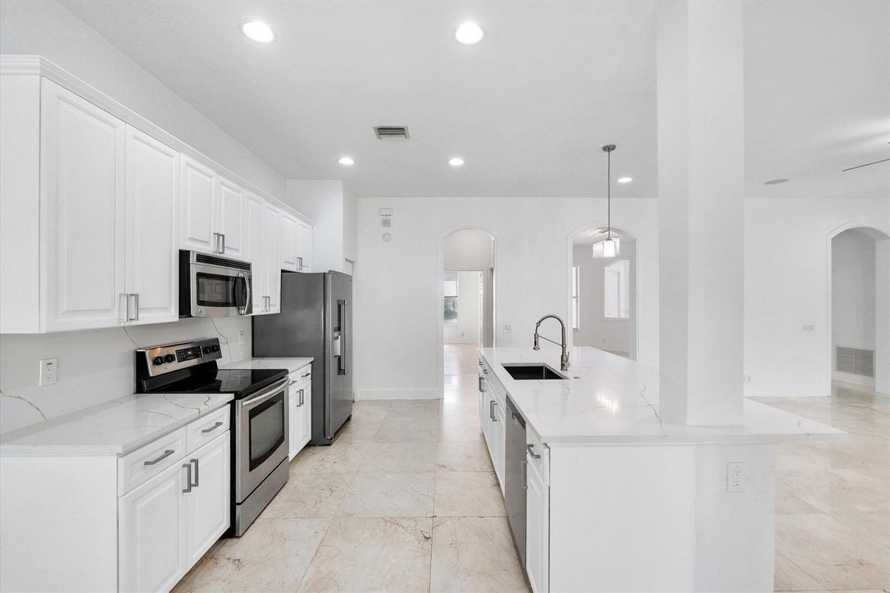2013 Harbor View Circle , Weston, FL 33327 Photo