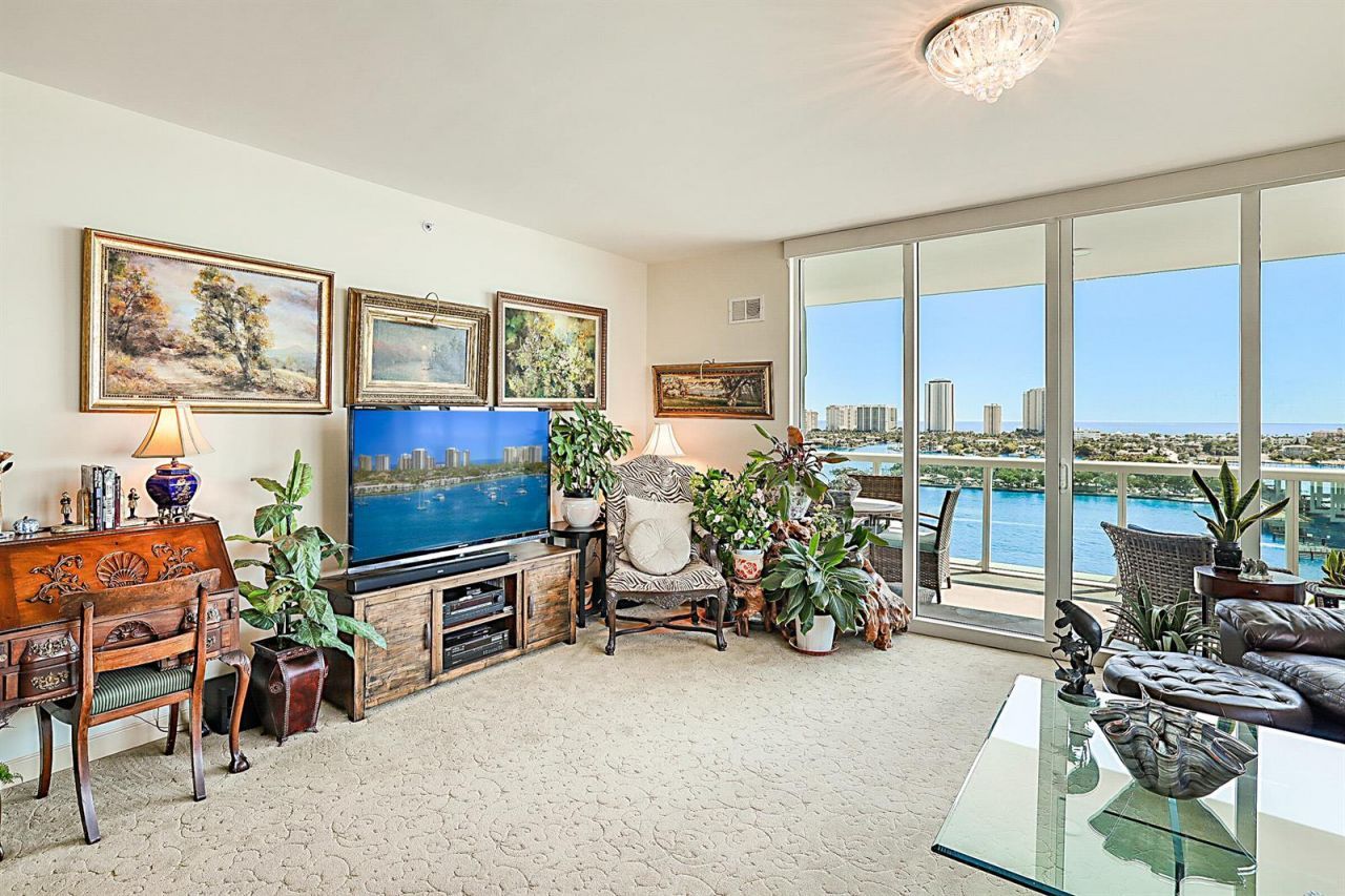 2640 Lake Shore Drive , Unit 1416, Riviera Beach, FL 33404 Photo