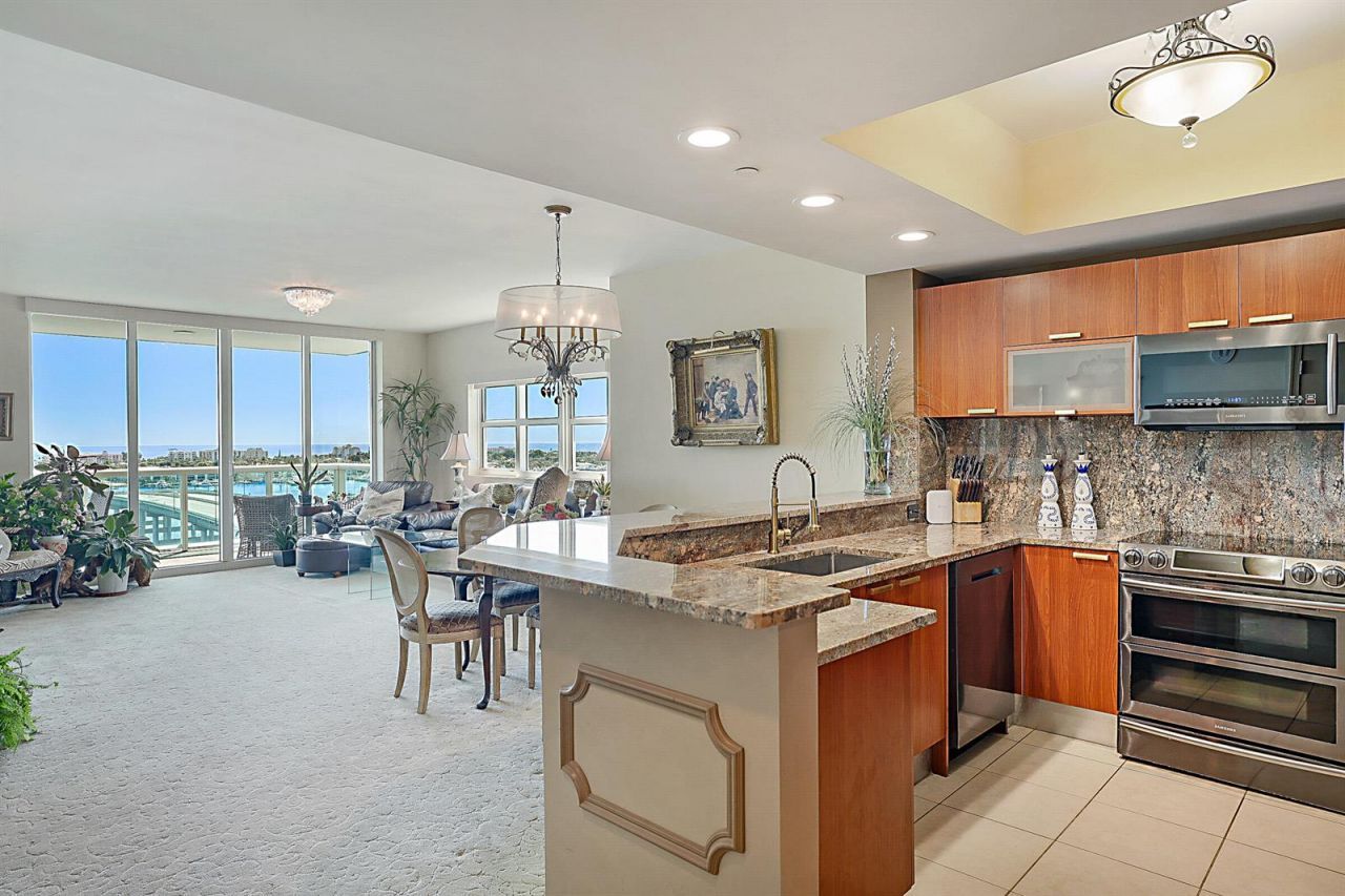 2640 Lake Shore Drive , Unit 1416, Riviera Beach, FL 33404 Photo