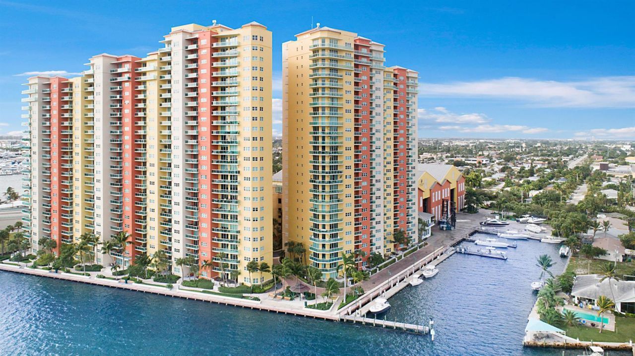 2640 Lake Shore Drive , Unit 1416, Riviera Beach, FL 33404 Photo