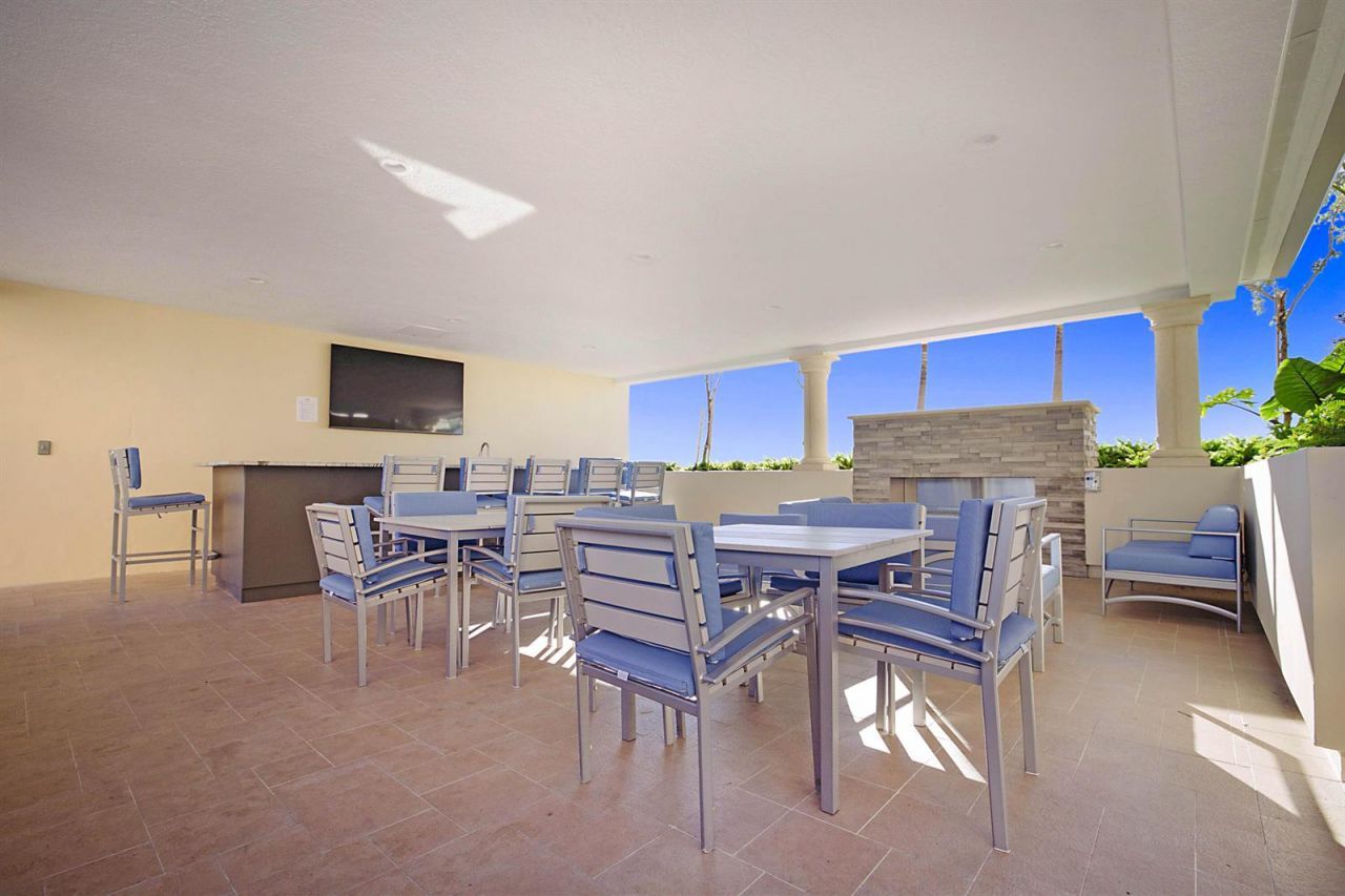 2640 Lake Shore Drive , Unit 1416, Riviera Beach, FL 33404 Photo