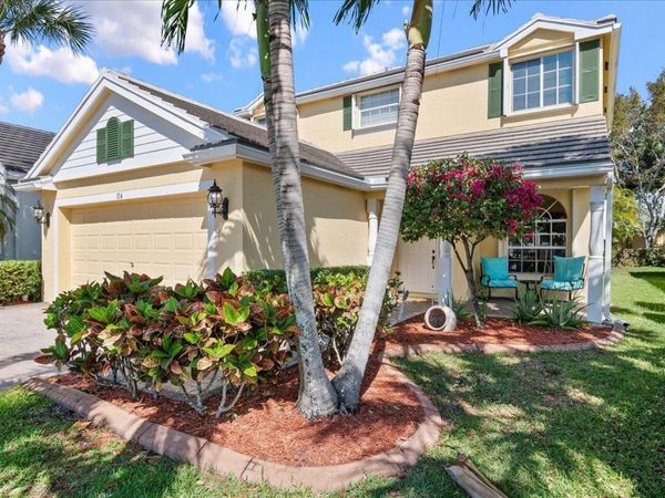 114 Lancaster Way , Royal Palm Beach, FL 33414