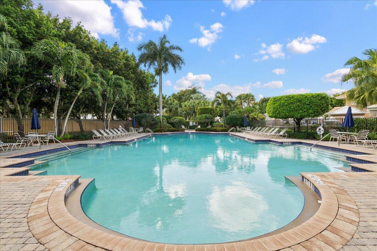 114 Lancaster Way , Royal Palm Beach, FL 33414 Photo