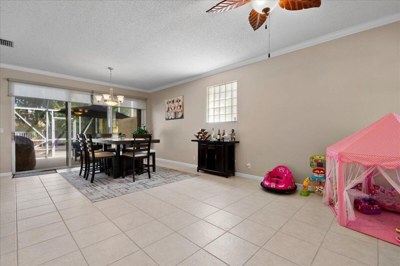 114 Lancaster Way , Royal Palm Beach, FL 33414 Photo