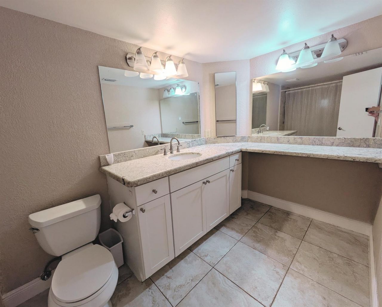 5513 Eagle Lake Drive , Palm Beach Gardens, FL 33418 Photo