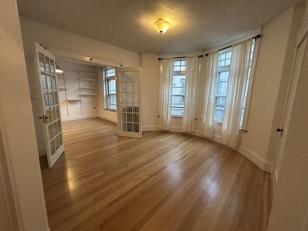 1675 Beacon St., Unit 2, Brookline, MA 02445