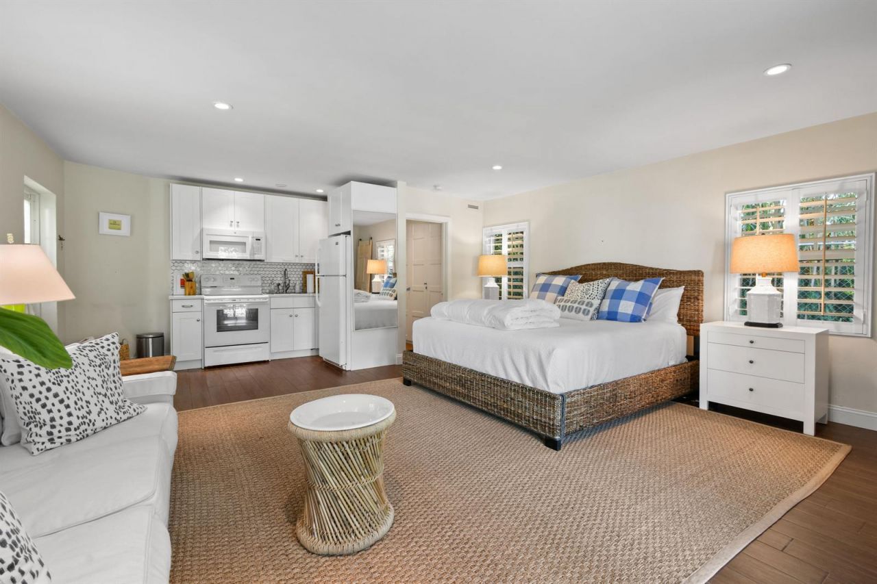 300 Buckingham Road , West Palm Beach, FL 33405 Photo