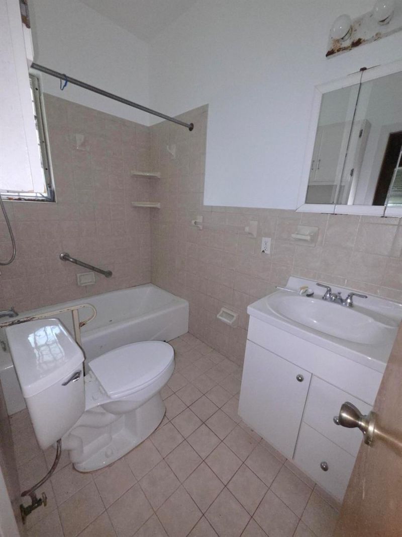 145 SW 3rd Avenue , Florida City, FL 33034 Photo