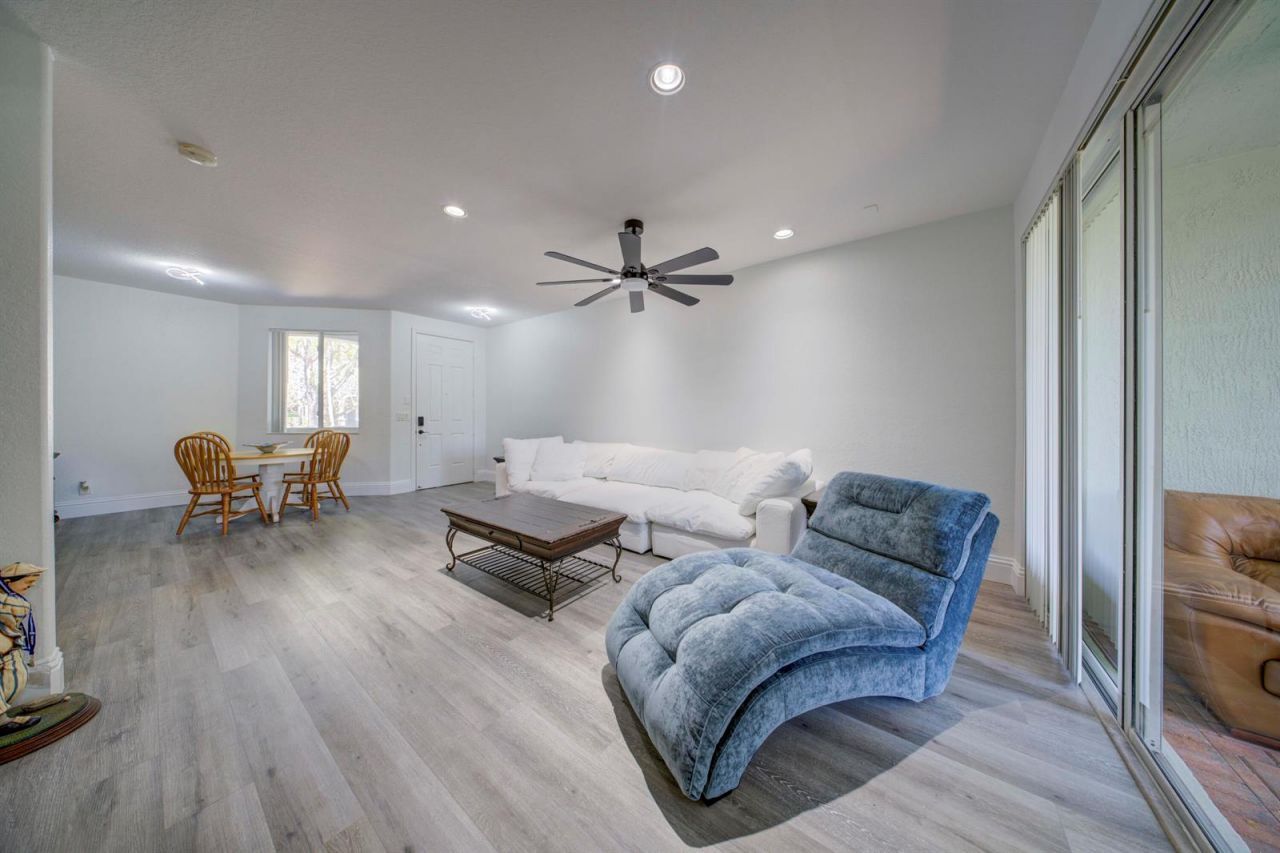 2364 Center Stone Lane , Riviera Beach, FL 33404 Photo