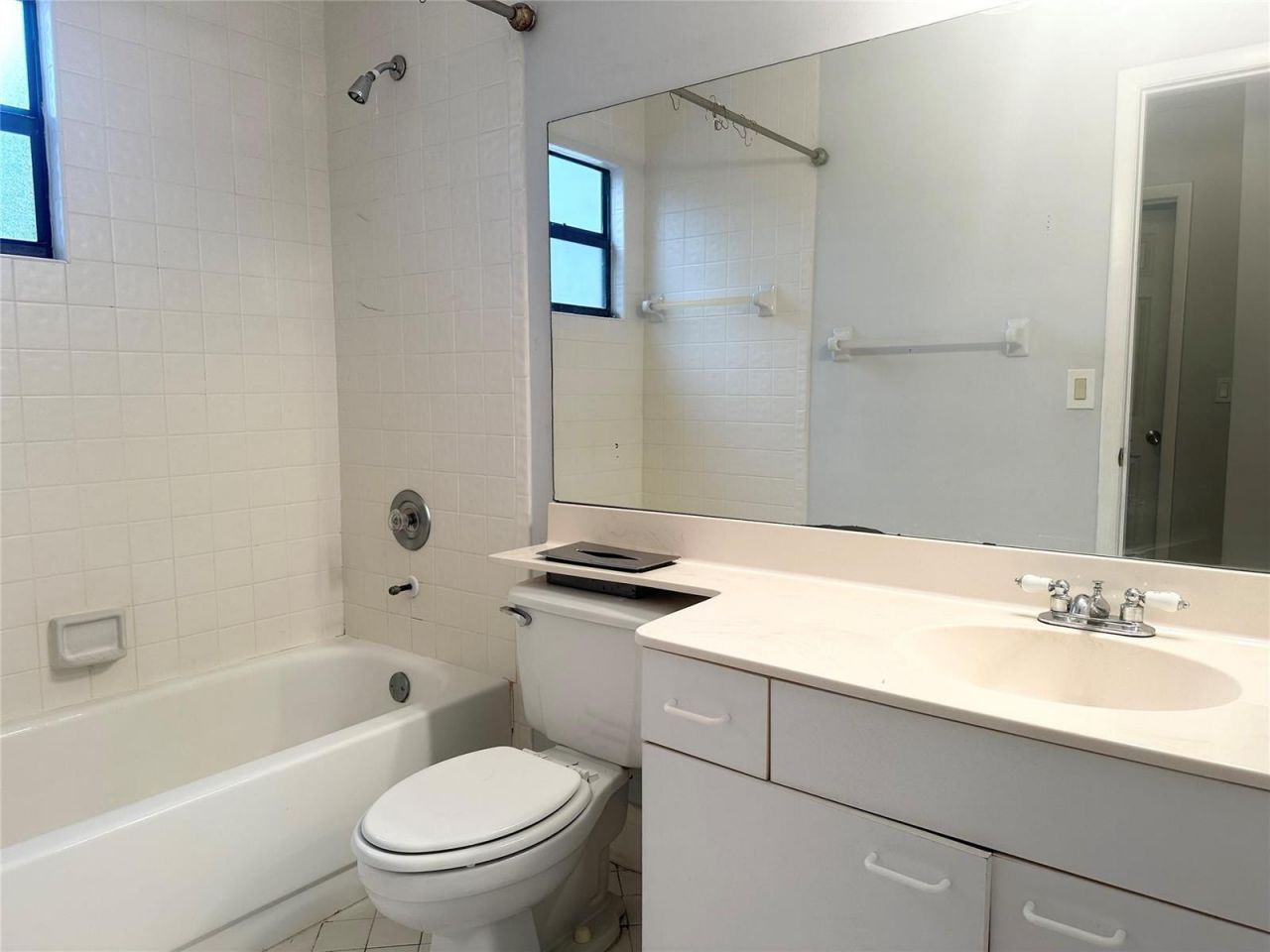 10461 NW 12th Court , Plantation, FL 33322 Photo