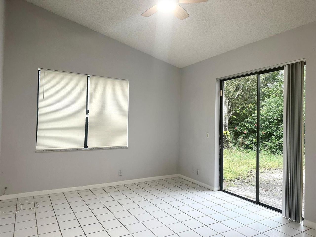 10461 NW 12th Court , Plantation, FL 33322 Photo