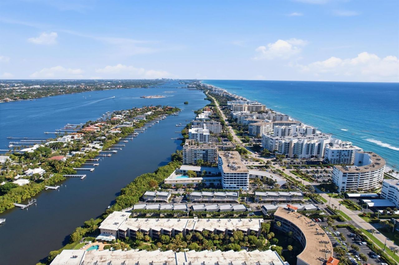 3581 S Ocean Boulevard , Unit Apt 4e, South Palm Beach, FL 33480 Photo