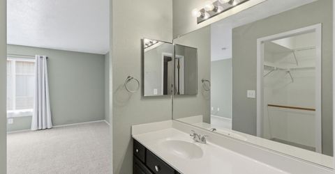 2875 Idlewild Drive, Unit 39, Reno, NV 89509 Photo