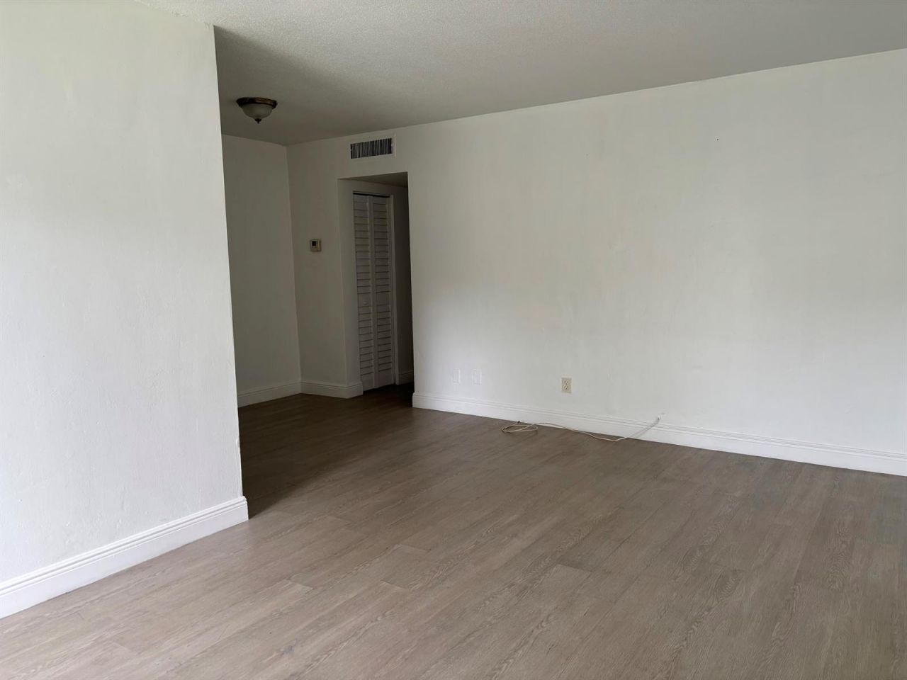 1916 SW 11th Street , Unit 5, Fort Lauderdale, FL 33312 Photo