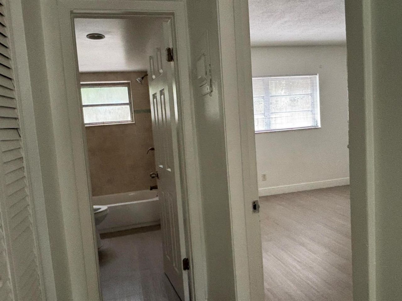 1916 SW 11th Street , Unit 5, Fort Lauderdale, FL 33312 Photo