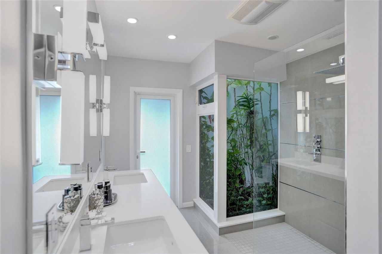 2051 NE 59th Court , Fort Lauderdale, FL 33308 Photo