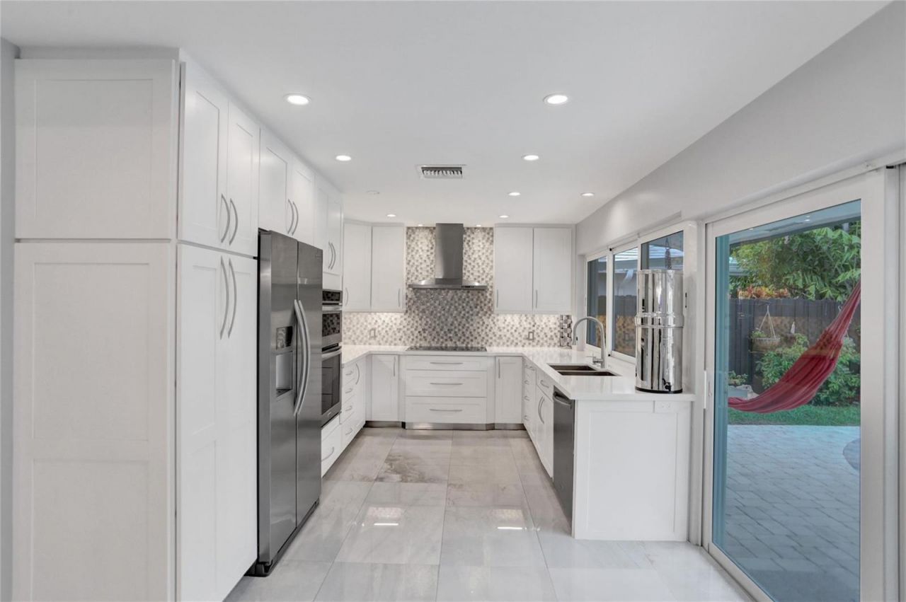 2051 NE 59th Court , Fort Lauderdale, FL 33308 Photo