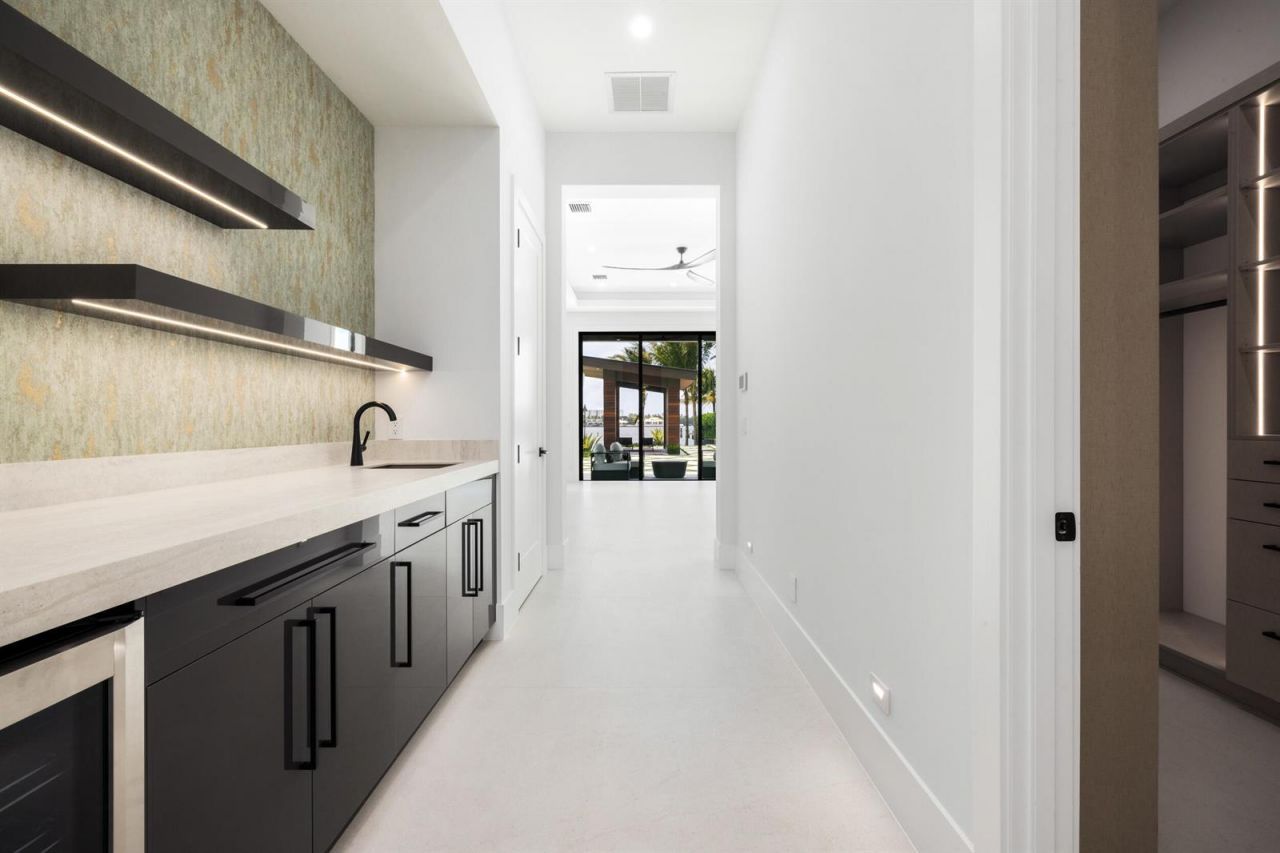 1708 N Lakeside Drive , Lake Worth, FL 33460 Photo