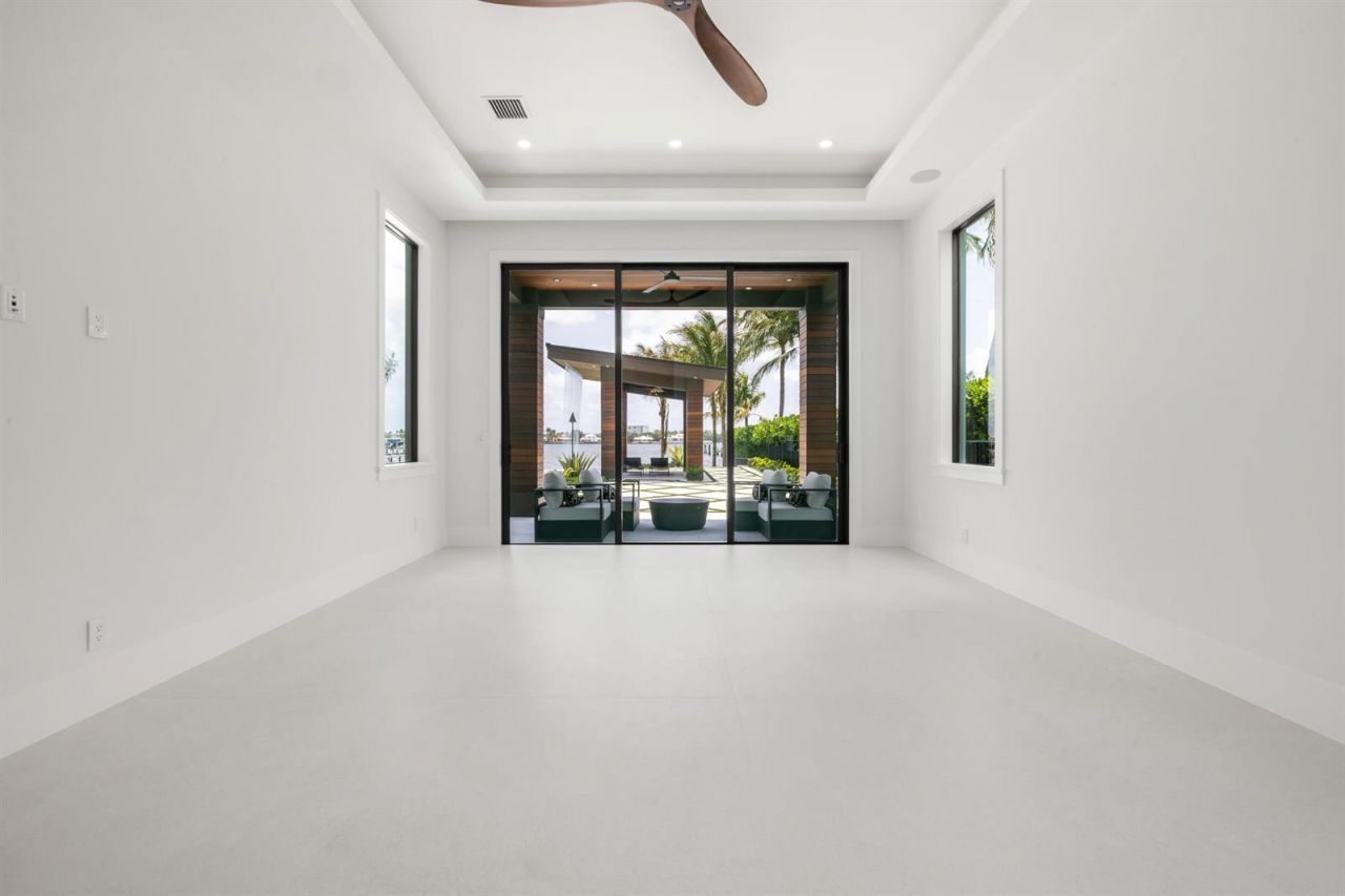 1708 N Lakeside Drive , Lake Worth, FL 33460 Photo