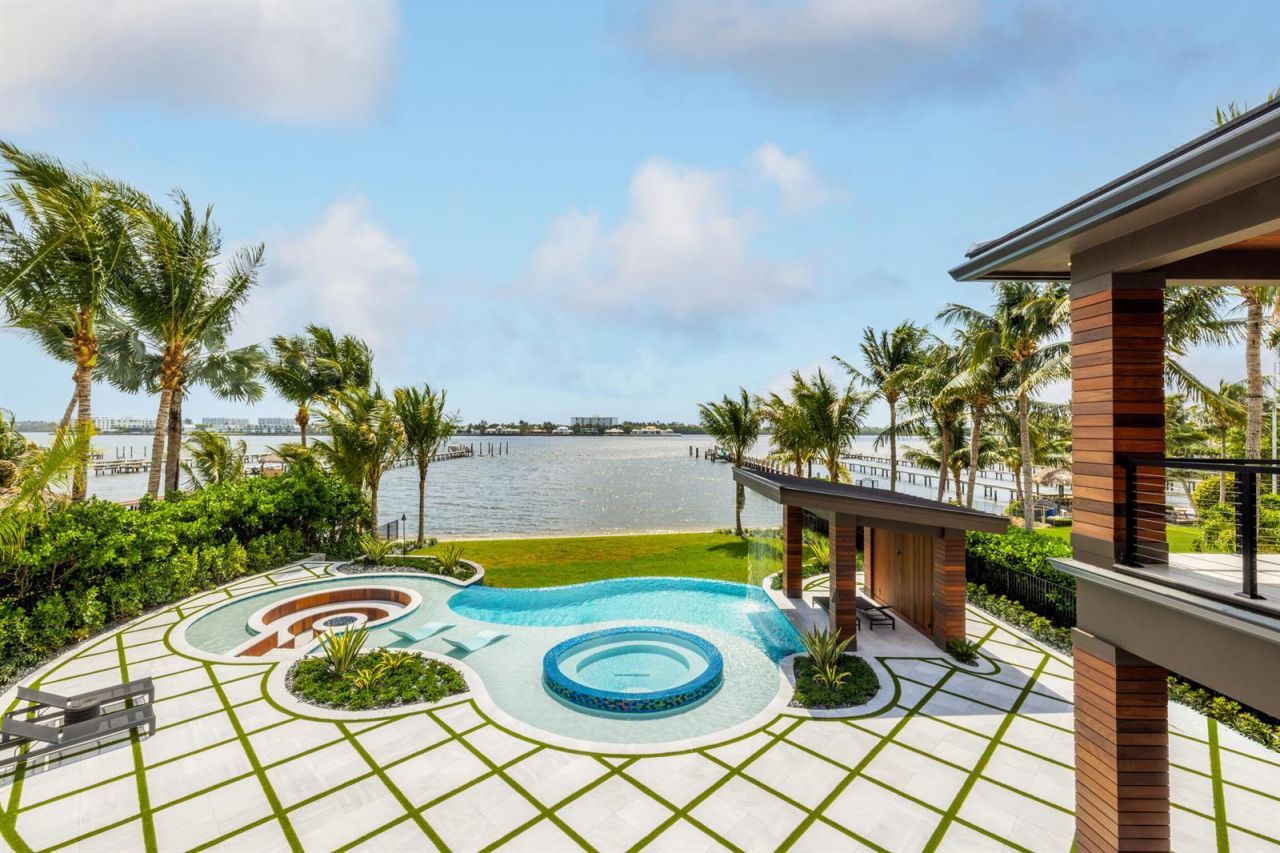 1708 N Lakeside Drive , Lake Worth, FL 33460 Photo