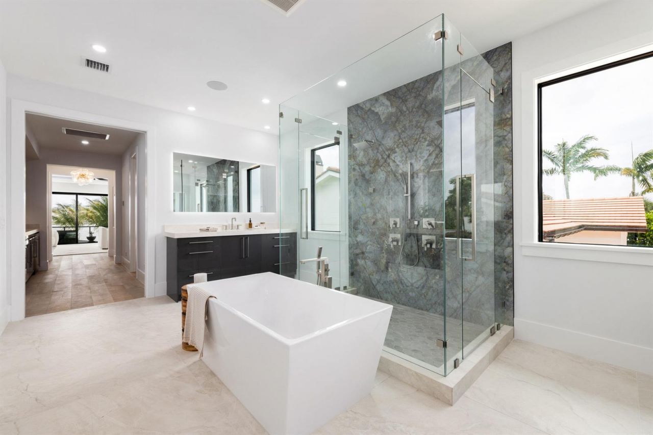 1708 N Lakeside Drive , Lake Worth, FL 33460 Photo