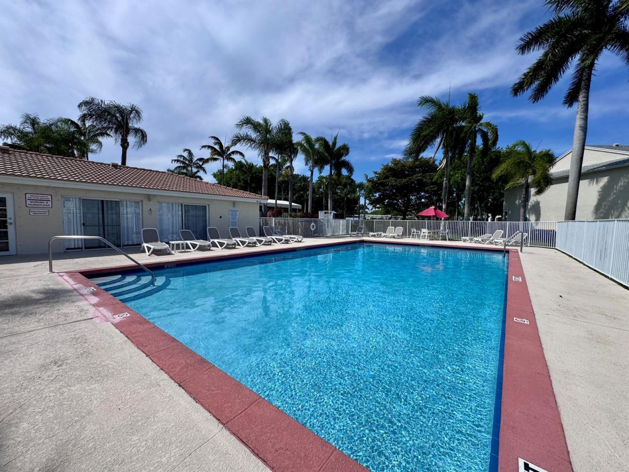 4989 SW 32nd Terrace , Dania Beach, FL 33312 Photo